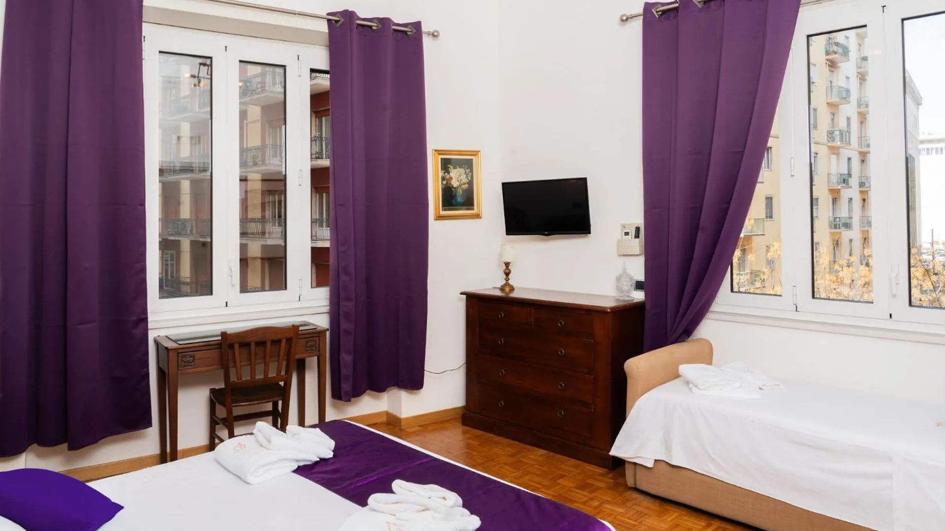 Suite Cervantes Naples 0*,