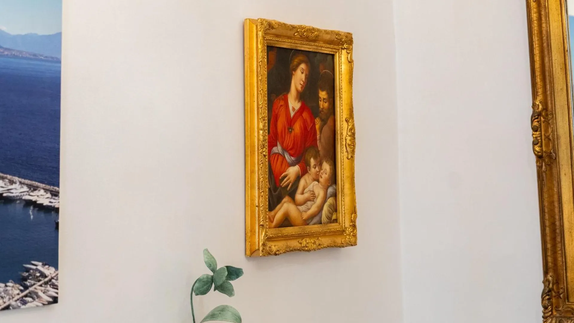 Suite Cervantes Naples Italy