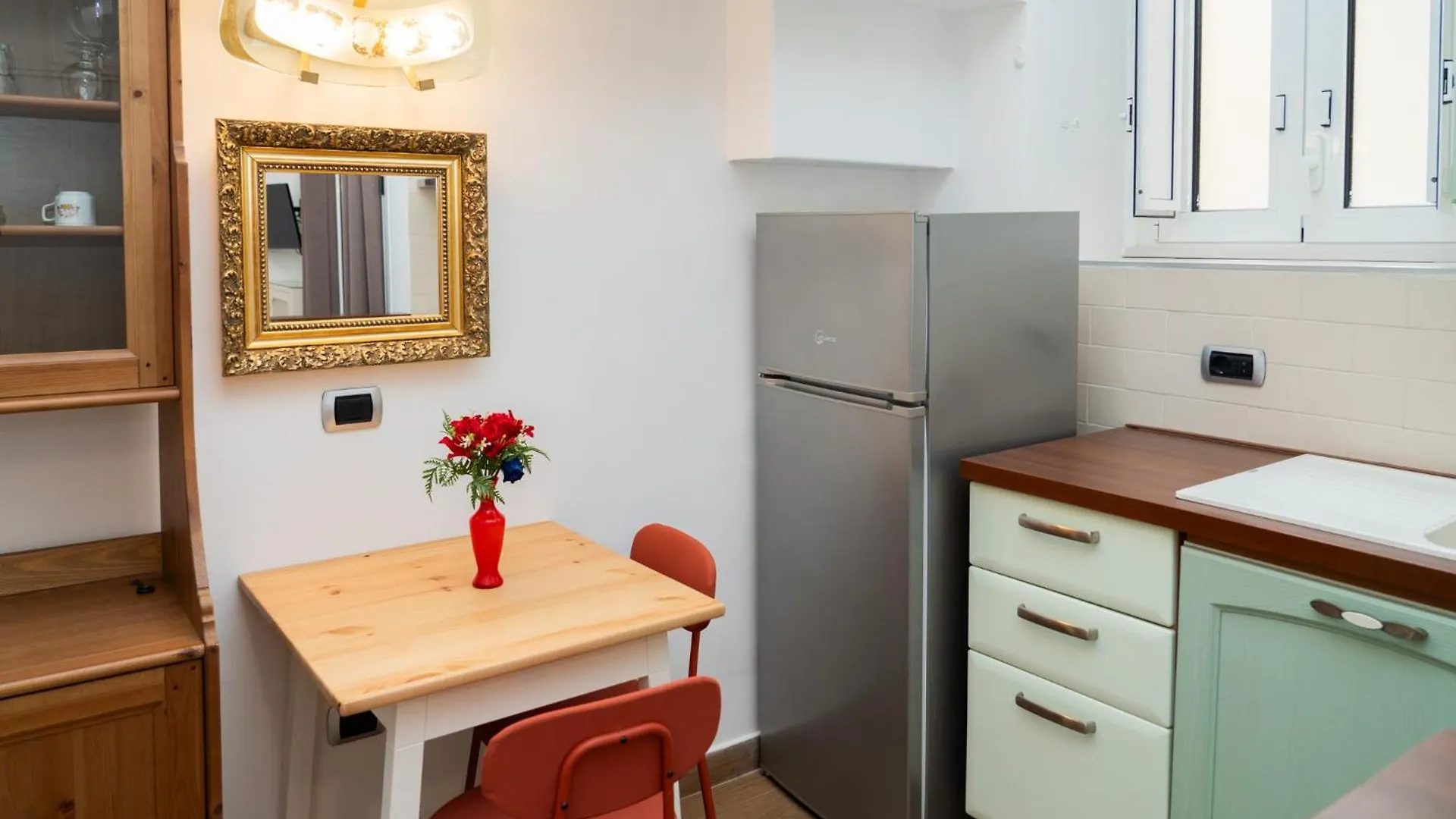 Suite Cervantes Naples 0*,  Italy