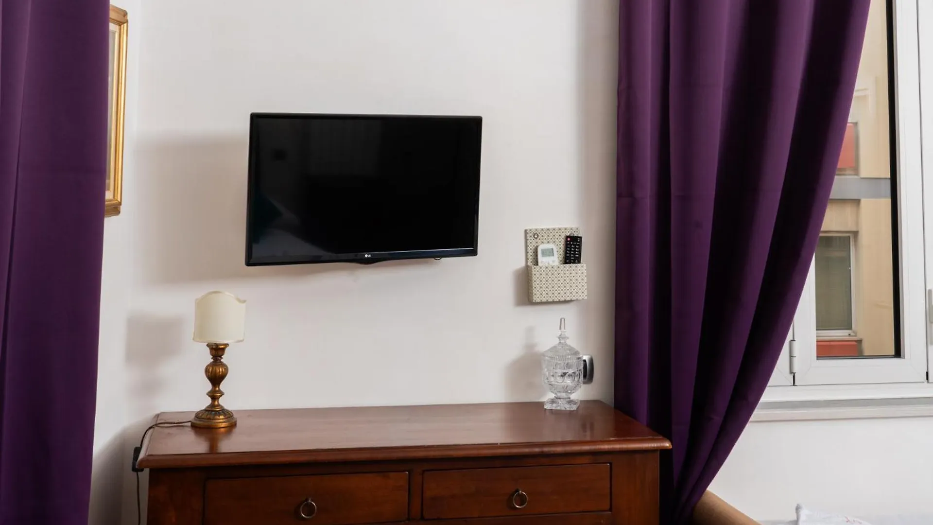 Suite Cervantes Naples